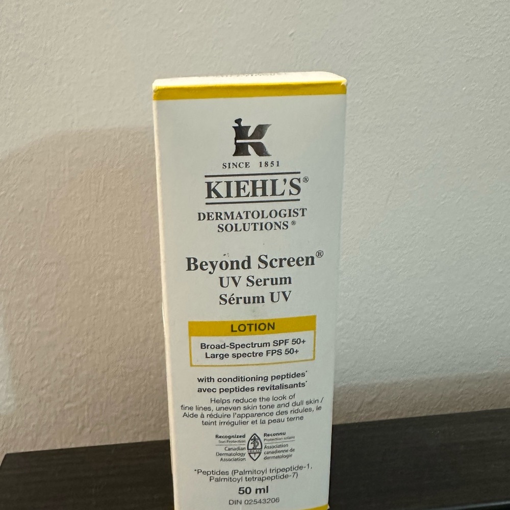 Kiehl's Beyond Screen UV Serum - White and Yellow
